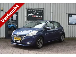 Peugeot 208 1.2 VTi Envy. Origineel Nederlands, Distributiriem vervangen, Airco, PDC!!