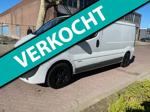 Renault Trafic 2.0 dCi T29 L2H1 / Airco / Cruise Control / 6 Bak / Navigatie / 88KW=114PK / 2011 / E