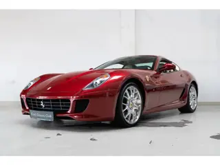 Ferrari 599 6.0 GTB Fiorano - Manual - Rosso Monza - Luggage Set -