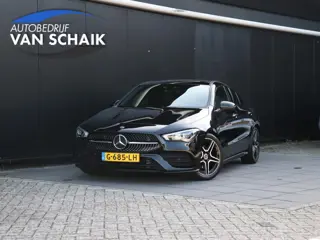 Mercedes-Benz CLA-klasse 180 Business Solution | AMG LINE | PANO-DAK | CAMERA | STOELVERW. | APPLE C