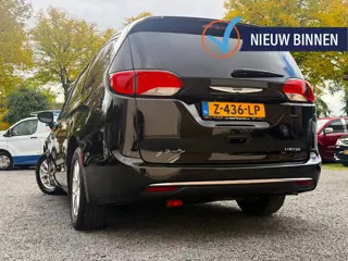 Chrysler Grand Voyager 3.6 V6 LIMITED J.DAIMLER STOW&GO BLACK&WHITE DESIGN