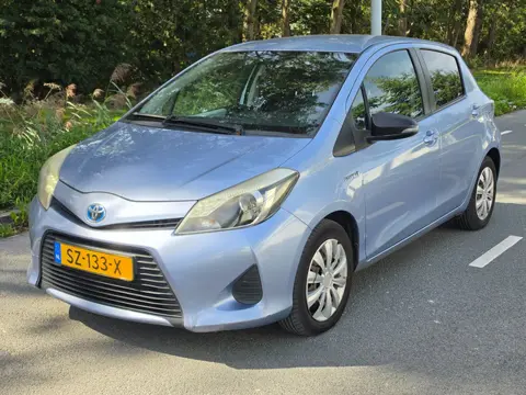 Toyota Yaris 1.5 Full Hybrid Aspiration * AIRCO *