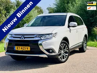 Mitsubishi Outlander 2.0 Instyle+ 4WD Leder Clima Schuifdak 7PERS Stoelverwarming 360Camera Trekhaak