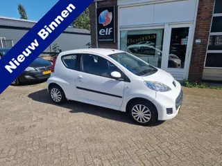 Peugeot 107 1.0-12V ''XS'' Stuurbekrachtiging - Elek ramen - Apk 04-09-2027 !!