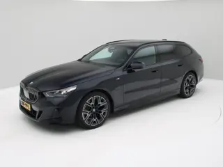 BMW 5 Serie Touring 530e M Sport Edition / Trekhaak / Luxe! / Origineel NL