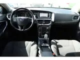 Foto 24 van Volvo V40 1.6 T2 Summum - Navi - Stoelverwarming