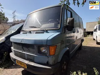Mercedes-Benz Bestelwagen 208 D kort/laag - stuurbekrachtiging - apk tot 10-2027