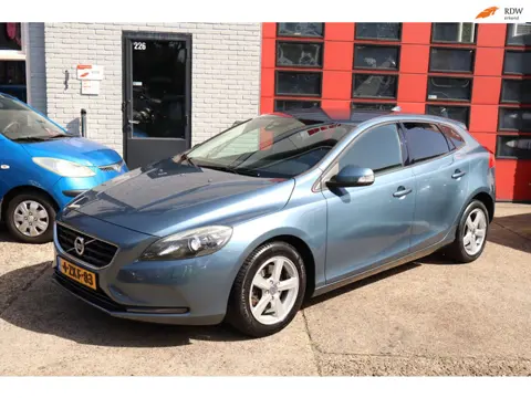 Volvo V40 1.6 T2 Summum - Navi - Stoelverwarming
