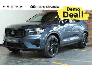 Volvo XC40 B4 Plus Black Edition | DEMO DEAL| Panoramadak | 360° Parkeercamera | Parkeersensoren voo