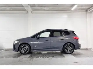 Foto 13 van BMW 2 Serie Active Tourer 225e xDrive M Sport | driving Assistent prof.