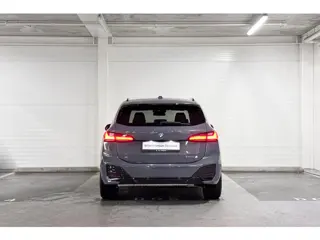 Foto 18 van BMW 2 Serie Active Tourer 225e xDrive M Sport | driving Assistent prof.