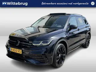 Volkswagen Tiguan Allspace 1.5 TSI R-Line Business+ 7p. / AUTOMAAT/ PANO/ 7-PERSOONS/ TREKHAAK/ APP-