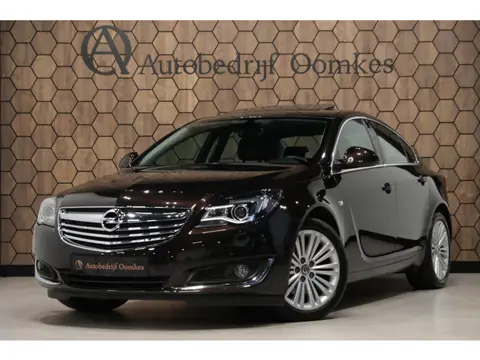 Opel Insignia 1.6 T 170pk Cosmo |Sportleder| Slechts 71.624km! UNIEK Navi/Camera/Stoelverw+Koeling