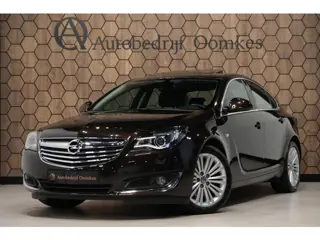 Opel Insignia 1.6 T 170pk Cosmo |Sportleder| Slechts 71.624km! UNIEK Navi/Camera/Stoelverw+Koeling