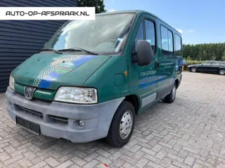 Peugeot Boxer BENZINE 9 PERSOONS Nieuwe APK Cruise Control Trekhaak