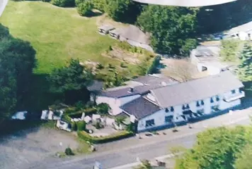 Foto 14 van Hotel met 7 kamers, privéwoning en 6.300 m² grond in Windhagen Duitsland