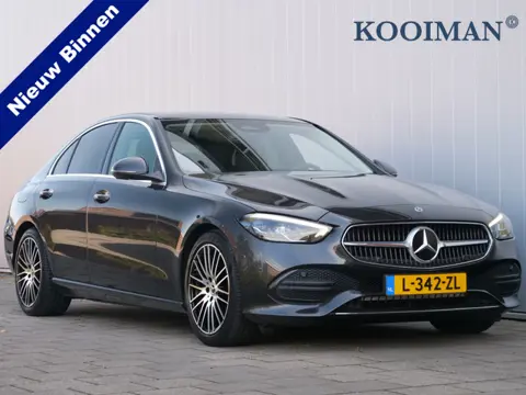 Mercedes-Benz C-Klasse 180 Luxury Line 170 Pk Automaat Navi / DAB / Apple Carplay / Camera / Leer