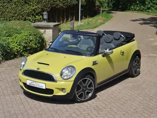 Mini Mini Cabrio 1.6 Cooper S 175pk Xenon/17"/Stoelverwarm