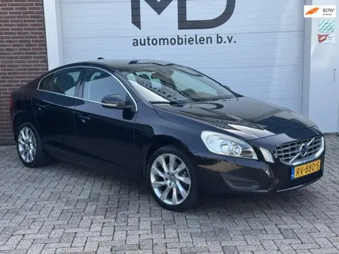 Volvo S60 2.0T Summum - Trekhaak - Automaat - Navi - Camera