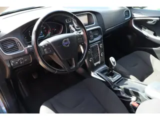 Foto 20 van Volvo V40 1.6 T2 Summum - Navi - Stoelverwarming