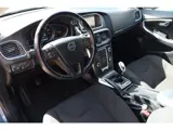 Foto 30 van Volvo V40 1.6 T2 Summum - Navi - Stoelverwarming