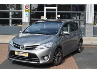 Toyota Verso 1.8 VVT-i Business Navi Airco Panodak Camera Km 134.200!!