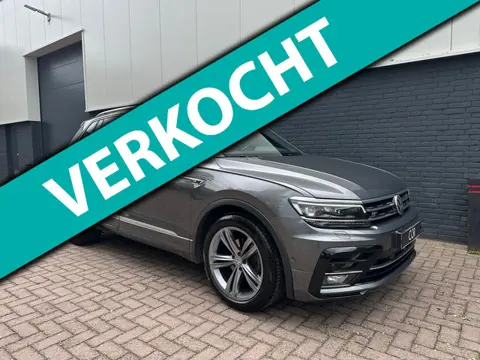 Volkswagen TIGUAN 1.5 TSI 2019 3X R-LINE PANO VIRTUAL KEYLESS