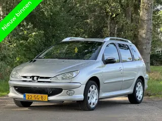 Peugeot 206 SW 1.6-16V Air-line 3 apk 9-27 nap (bj 2006)