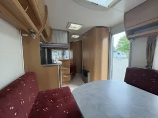 Foto 17 van Kip Grey Line Special 50 TDB Unico Voortent,fietenrek