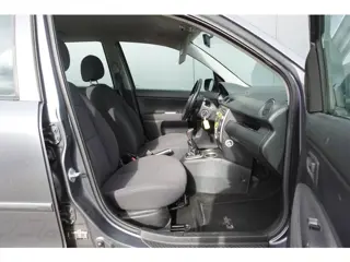 Foto 17 van Mazda 2 1.4 Sportive AIRCO