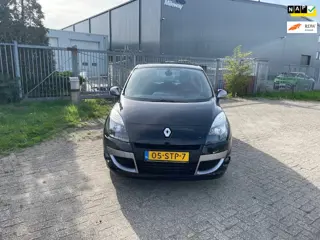 Renault Scénic 1.4 TCE Parisienne