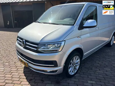 Volkswagen Transporter 2.0 TDI L2H1 DC Highline.NL BUS ,LAGE KMSTAND,ZEER MOOI.