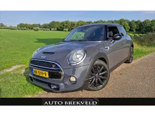 Mini 3-Deurs 2.0 Cooper S Chili Serious Business 192PK Automaat | Keyless | Clima | Cruise | Harman 