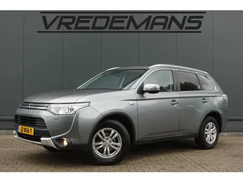 Mitsubishi Outlander 2.0 PHEV Instyle+