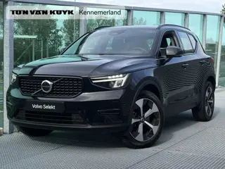 Volvo XC40 2.0 B4 Plus Dark Mild hybrid, Automaat, Trekhaak semi elektrisch wegklapbaar, 19 inch wie