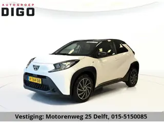 Toyota Aygo X 1.0 AUTOMAAT BI-TONE GARANTIE TOT 08-2032! . ACHTERUITRIJ CAMERA . SLECHTS 38.000 KM .