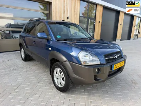 Hyundai Tucson 2.0i Style 5DRS|Clima|Cruice controle|Trekhaak|nieuwe APK