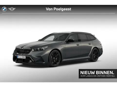 BMW 5-serie Touring M5 | M Drivers Package | Bowers & Wilkins | Carbon Keramische rem | Panoramadak