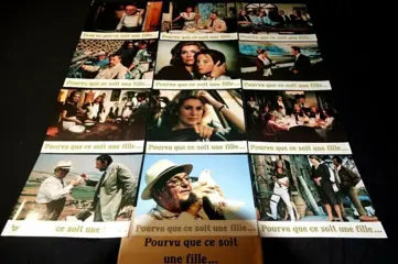 POURVU QUE SE SOIT UNE FILLE...lobbycard set.