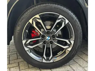 Foto 14 van BMW X1 sDrive18i M-Sport Pro, Panoramadak, 19" LM velgen, Key less. Apple Carplay, enz