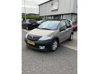 Citroën C3 1.4i-16V X-TR Automaat. Nieuwe Apk 04-09-2027 Panorama dak,Clima enz enz.