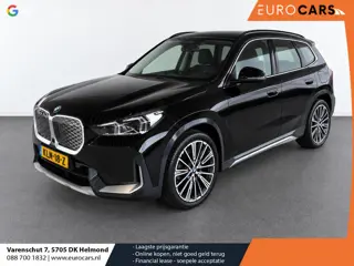 BMW iX1 xDrive30 67 kWh Trekhaak Harman Kardon 360 Camera Elektrisch Verstelbare Stoelen met Geheuge