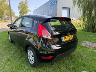 Foto 14 van Ford Fiesta 1.25