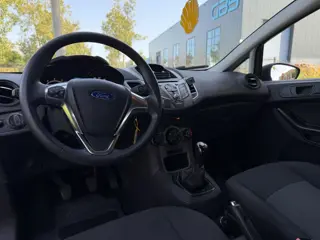 Foto 15 van Ford Fiesta 1.25