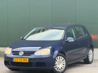 Zeer Nette Volkswagen Golf 1.6 Optive 4 AUTOMAAT | Weinig KM