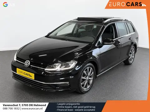 Volkswagen Golf Variant 1.5 TSI Highline 150pk Automaat Panoramadak Trekhaak Navigatie Apple Carplay