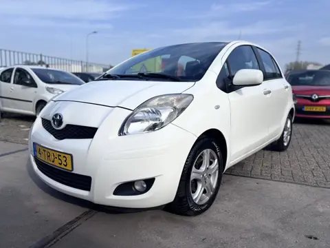 Toyota Yaris 1.3 VVTi Aspiration AUTOMAAT! (bj 2011)