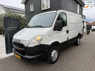 Iveco Daily 35S11V 2.3 300 / Airco / Trekhaak 3500 KG