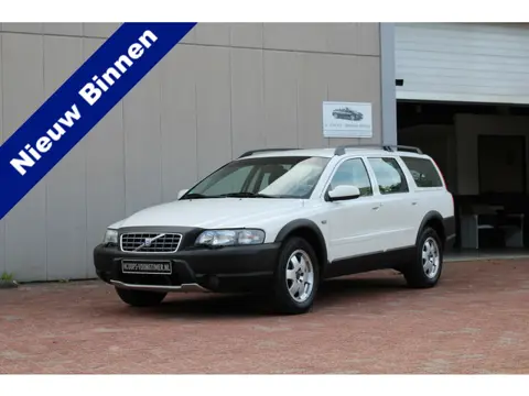 Volvo XC70 2.4 T AWD YOUNGTIMER | APPLE CARPLAY incl. 21% BTW