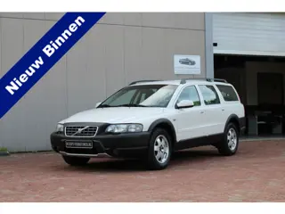 Volvo XC70 2.4 T AWD YOUNGTIMER | APPLE CARPLAY incl. 21% BTW
